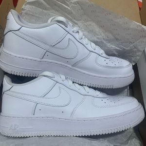 These are Nike Air Force 1. Purchased from footlocker